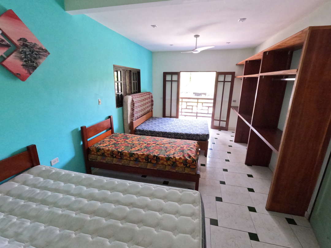 Abel Casas - Casa 15 - Quarto Casal e Solteiro